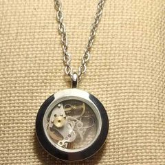 Original Glass Box Necklace