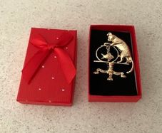 Gold Cat Brooch