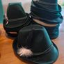 Wool hats job lot, perfect for car boot sale etc Image 9