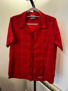 Jack Wolfskin shirt, size M