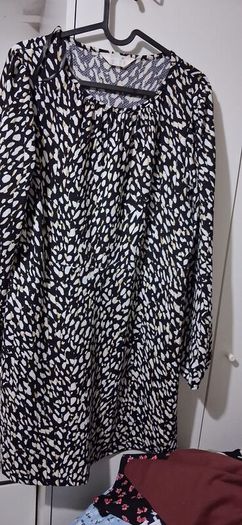 Loads dresses 5 eaxh