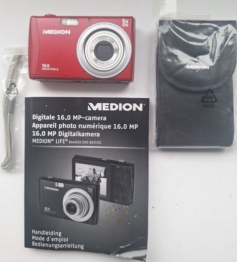Medion 16MP Digital Camera  Red