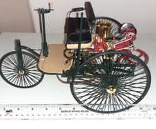 Franklin Mint 1886 Benz Patent-Motorwagen  1:8 Scale (Mint, Boxed)