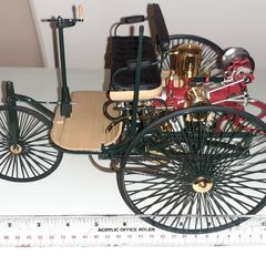 Franklin Mint 1886 Benz Patent-Motorwagen  1:8 Scale (Mint, Boxed)