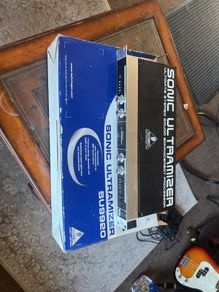 Behringer sonic ultramizer su 9920