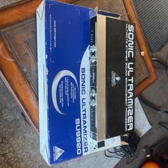 Behringer sonic ultramizer su 9920