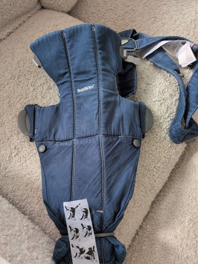 Newborn baby bjorn sling