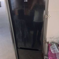 Logik Fridge freezer