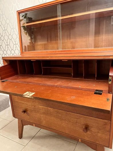 Bespoke solid wood doctors bureau