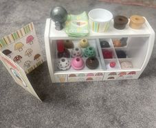 melissa and Doug wooden ice cream counter