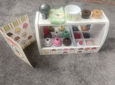 melissa and Doug wooden ice cream counter