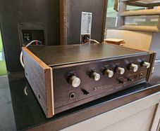 Sansui AU-101