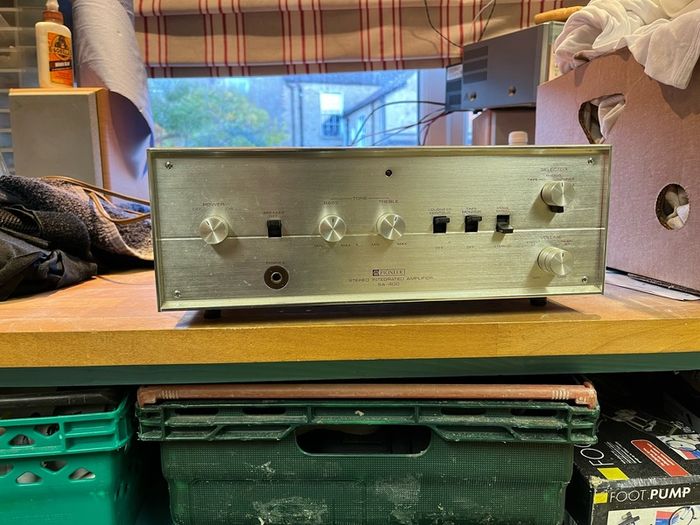Rare vintage Pioneer SA400 vintage stereo valve / tube amplifier.