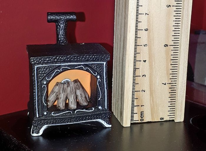 Dolls house furniture - Fireplaces
