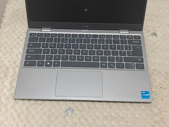 Dell Latitude 3320 | i5 (11th gen) | 8GB | 256GB | 13.3" FHD | Win11 |