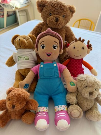 soft toys bears & Ms. Rachel Official Speak & Sing Doll
