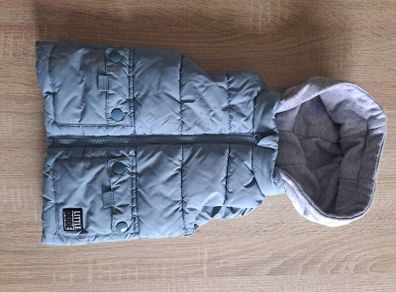 Little Dude gilet age 6-9 months Perfect condition Free post