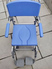 Shower chair/commode