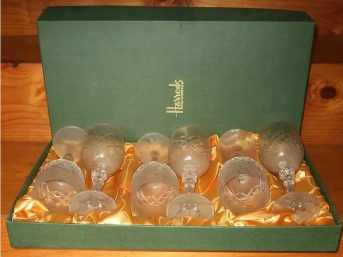 Vintage Harrods Cut Crystal Wine Glasses Set of 6 (Brand New / Unused)