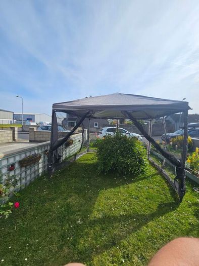 pop up gazebo