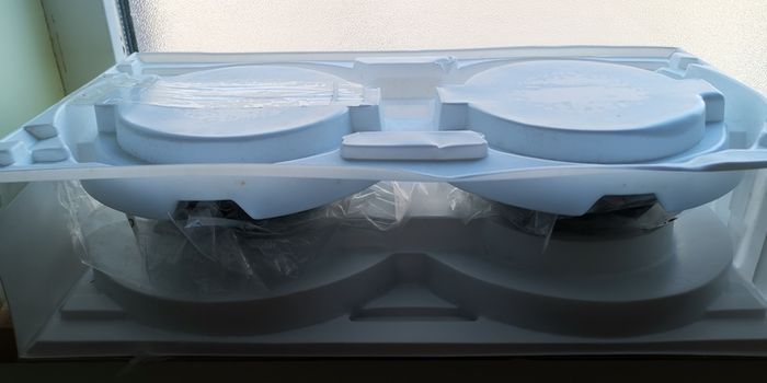 Infinity subwoofer + speakers front and rear