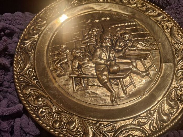 Vintage Embossed Brass Wall Hanging Plates Pair Tavern Pub Scene