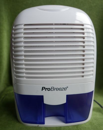 Pro Breeze 500ml Premium Dehumidifier for Damp, Mould, Moisture in Home, Kitchen, Bedroom, Caravan, Office, Garage