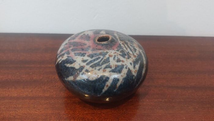 Fabulous Vintage Small Hand-Thrown Art Pottery Pebble Shaped Vase with Lovely Abstract Glaze Pattern in Blacks, Whites, Pinky-Red with Gold Flakes, Hand Made, But Unknown Maker, Circa 1975