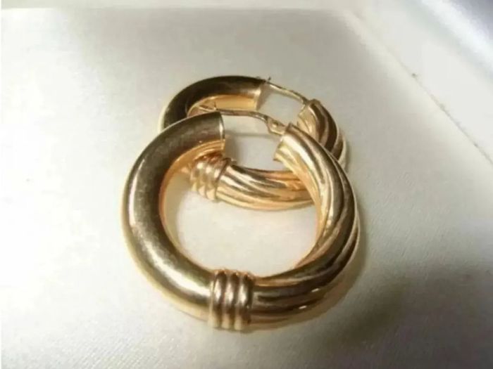Vintage Hallmarked 9ct Gold Hoops