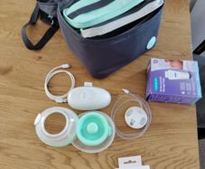 elvie stride hands free, breast pump, carry bag and spare part, hardly used.
