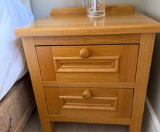 2 Oak Bedside Lockers