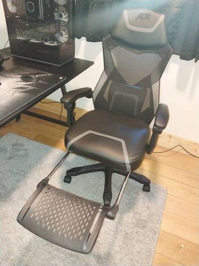 gaming chair