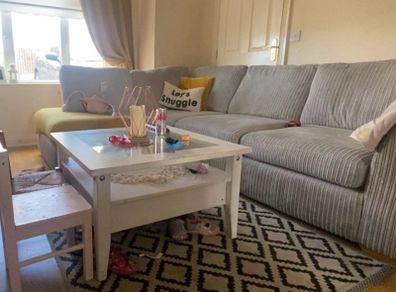 Corner Sofa & Snuggle Chair