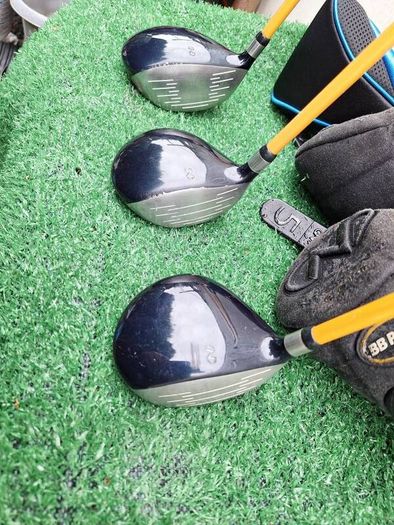 Golf clubs,  full set and bag.