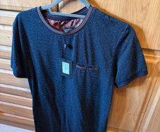 t shirt (Unworn)