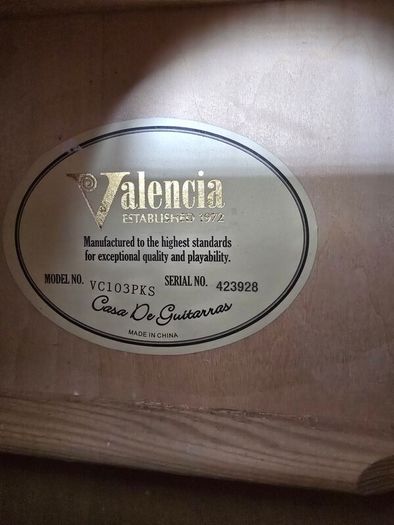 Valencia 3/4 guitar in Pink Sunburst  - set