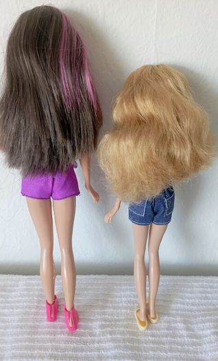 Stacey and Skipper dolls B