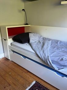 Single bed