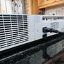Projector & screen Image 6