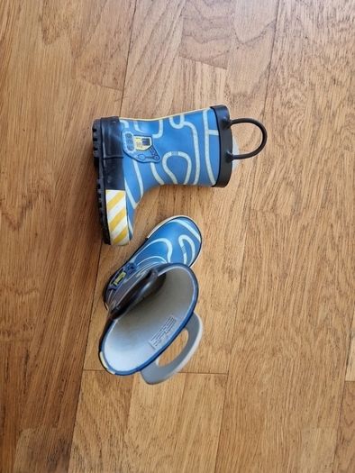 Kids rain boots