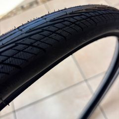 Bontrager H2 Hard case-lite tyre