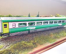 Model Railway Irish Intercity Coaches
