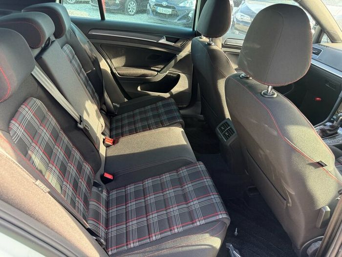 Volkswagen Golf GTI 2017