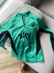boys top Ireland