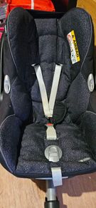 Maxi Cosi Cabrio fix Car Seat & Iso fix Base