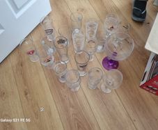beer and wine glasses