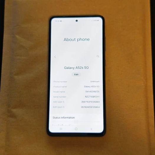 Samsung Galaxy A52s 5G - 128GB / 6GB RAM - Unlocked - Fast 120Hz