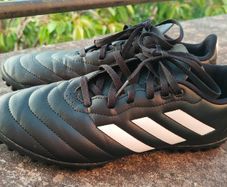 adidas Goletto  Astro Turf Football Boots. Unisex. Size 7.5