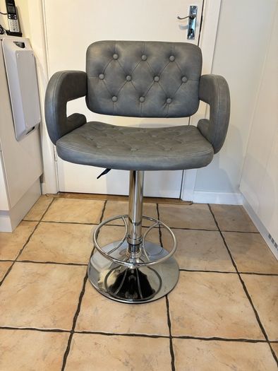 Two adjustable chairs. Price is for both chairs.