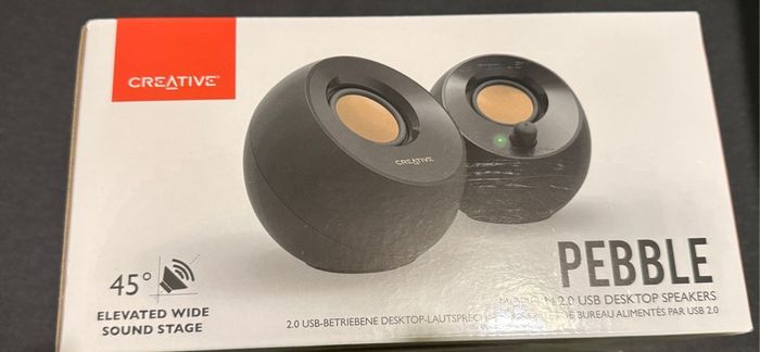 Creative pebble usb speakers